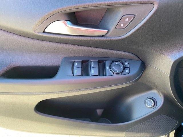 new 2025 Buick Envista car, priced at $28,885