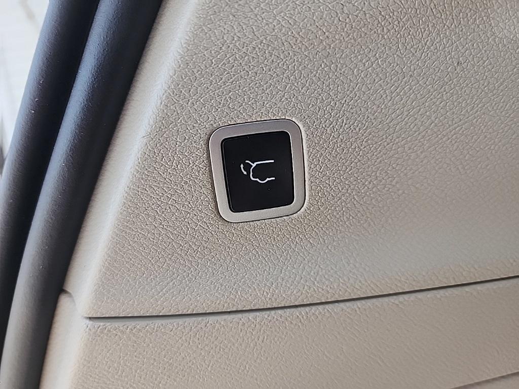 used 2023 Chrysler Pacifica car, priced at $23,850