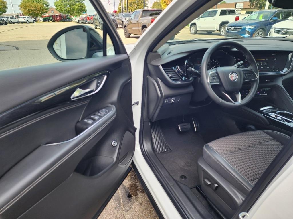 used 2023 Buick Envision car, priced at $28,495