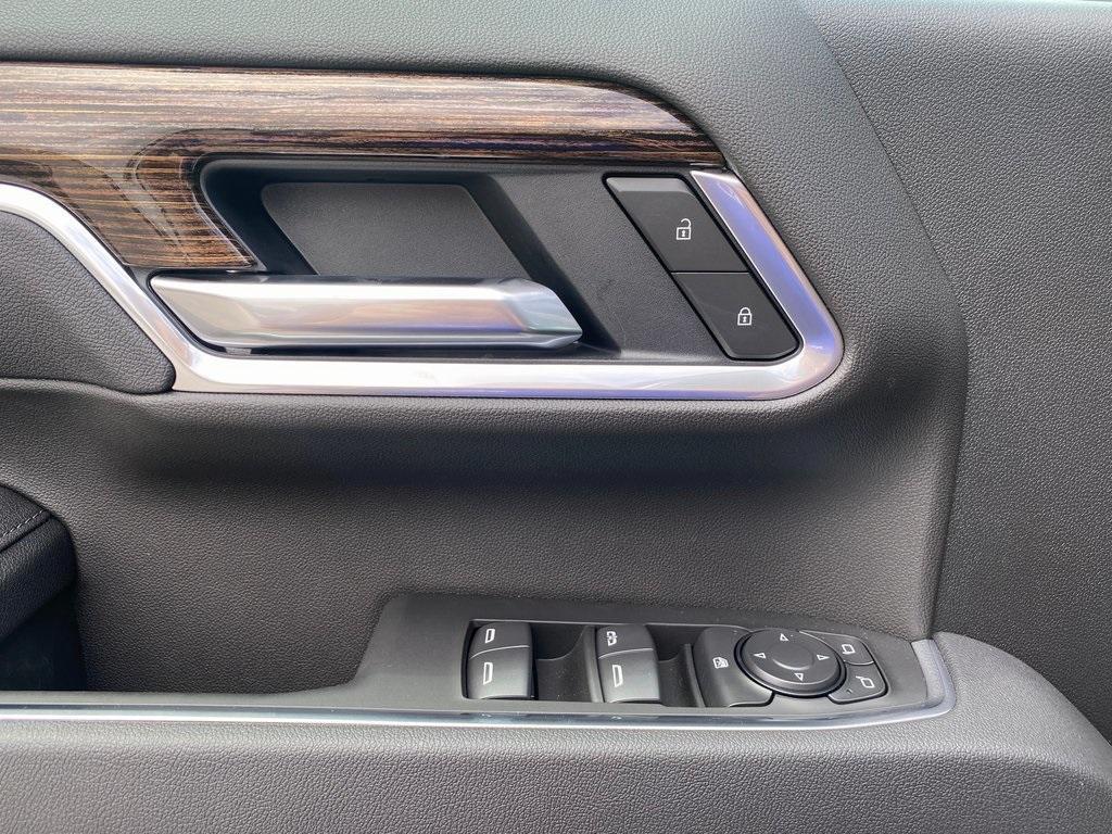 new 2025 GMC Sierra 2500 car, priced at $56,336