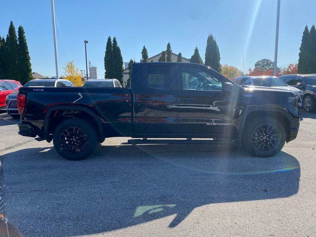 new 2025 GMC Sierra 1500 car, priced at $44,826