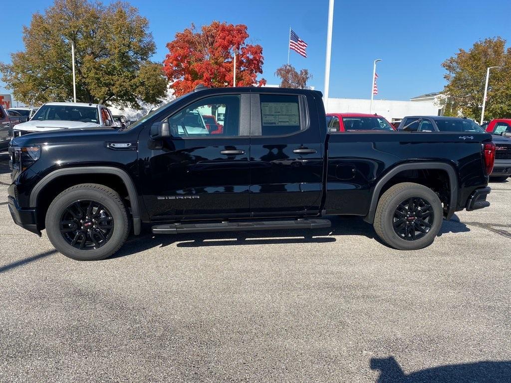 new 2025 GMC Sierra 1500 car, priced at $44,826