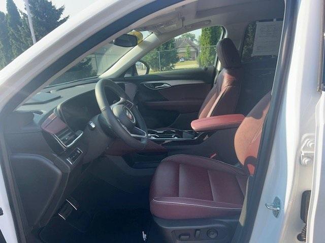 new 2025 Buick Envision car, priced at $38,879