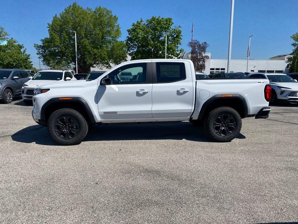 new 2025 GMC Canyon car, priced at $40,617