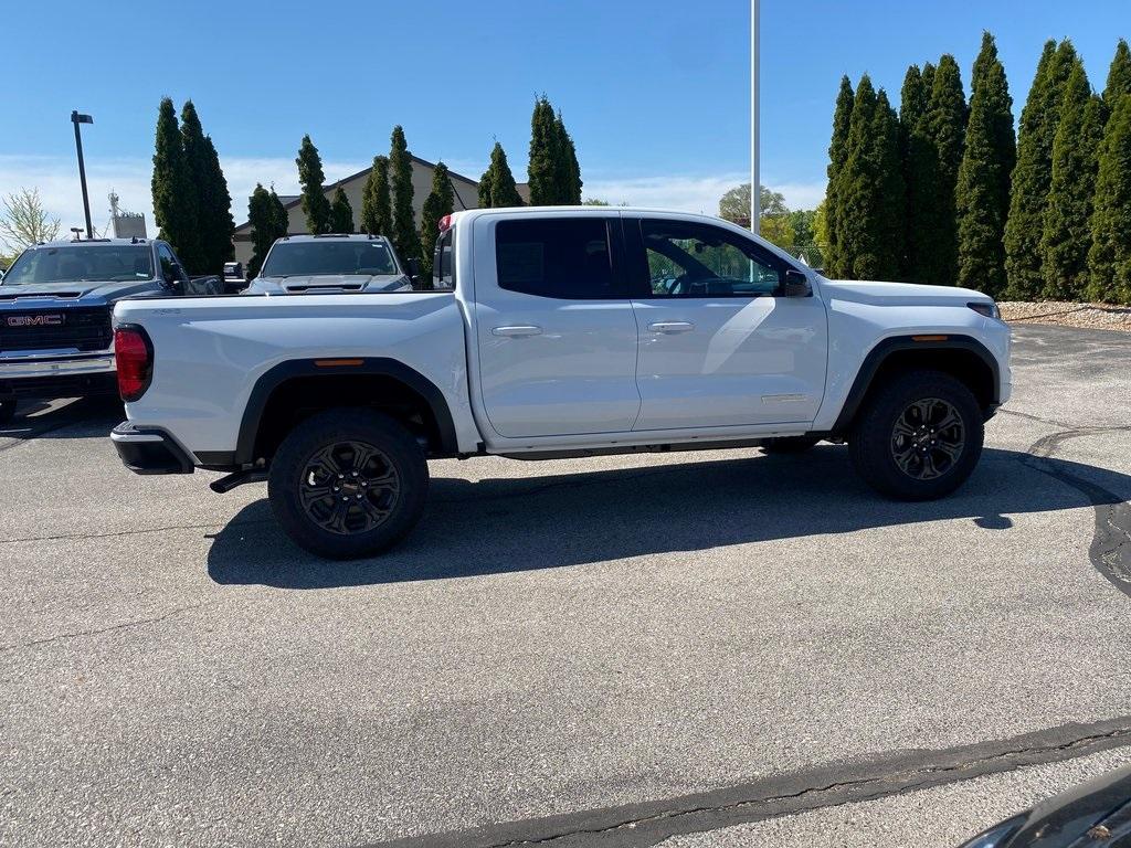 new 2025 GMC Canyon car, priced at $40,617