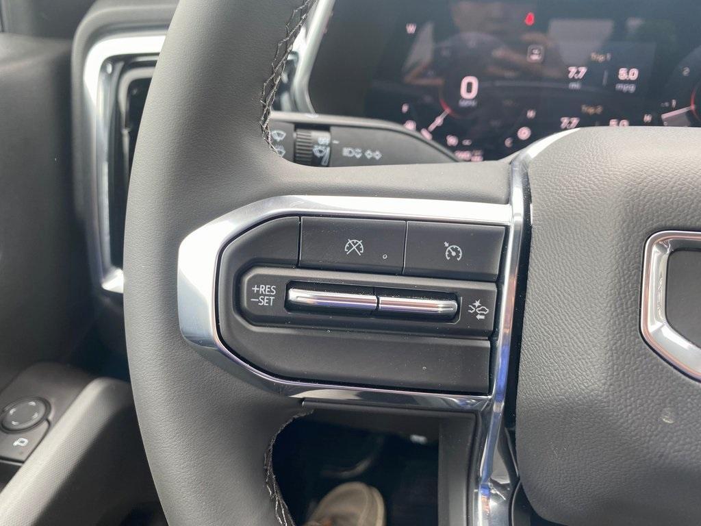 new 2025 GMC Canyon car, priced at $41,180