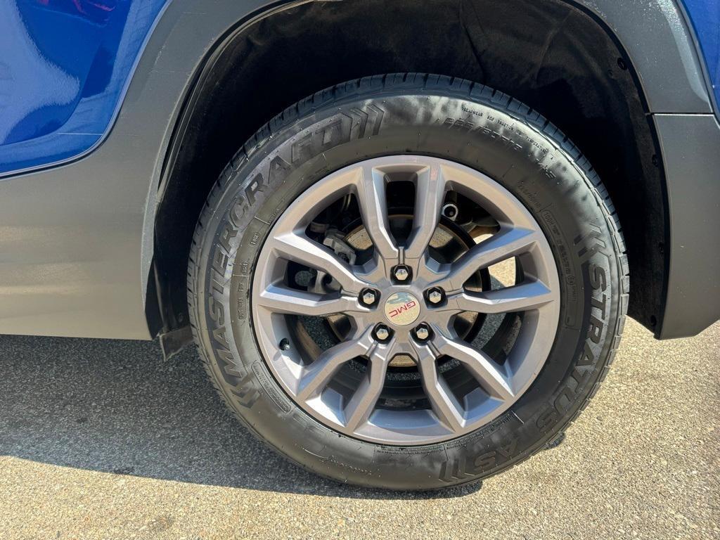 used 2023 GMC Terrain car, priced at $20,995