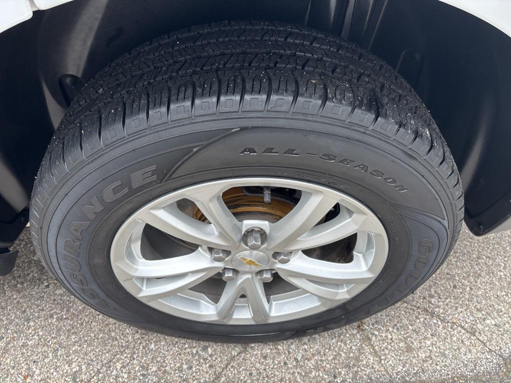 used 2017 Chevrolet Equinox car, priced at $9,995