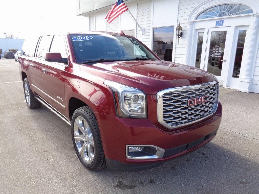 used 2020 GMC Yukon XL car, priced at $35,495