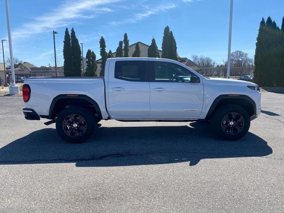 new 2024 GMC Canyon car, priced at $37,175