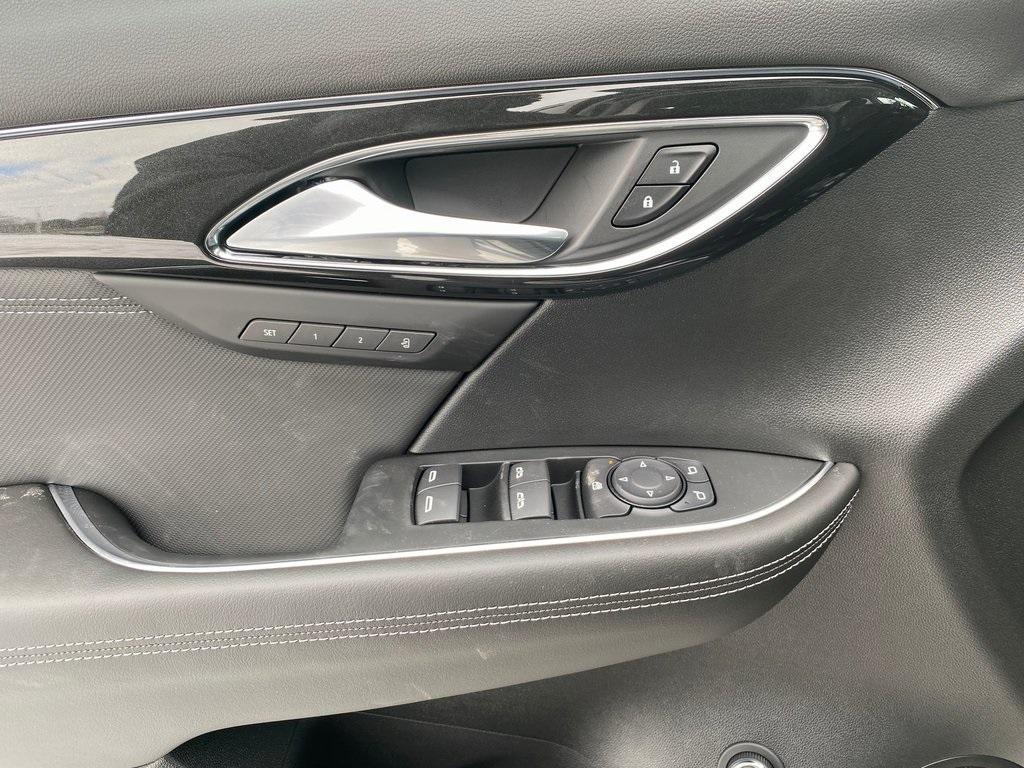 new 2025 Buick Envision car, priced at $36,755