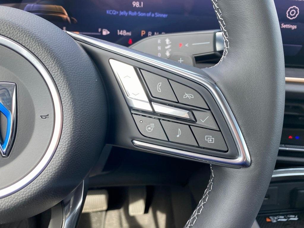 new 2025 Buick Envision car, priced at $44,288