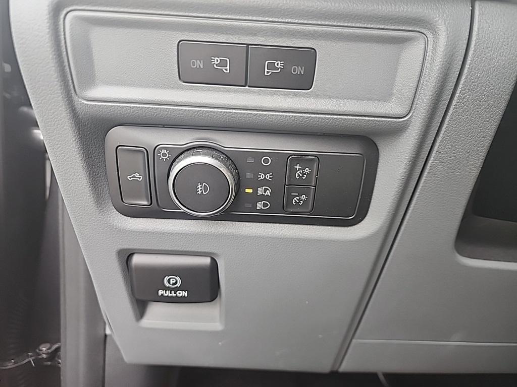 used 2021 Ford F-150 car, priced at $26,995