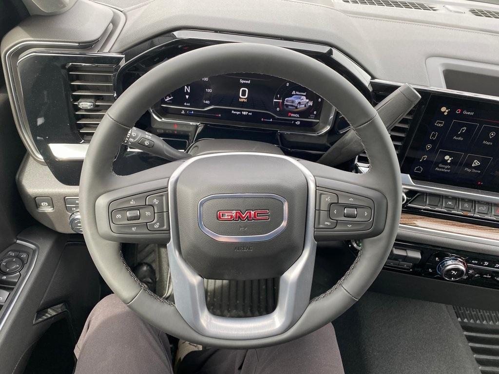 new 2025 GMC Sierra 1500 car, priced at $48,295