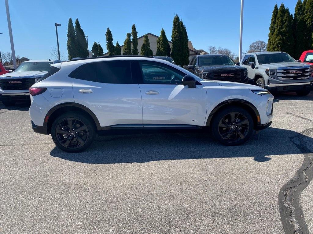 new 2025 Buick Envision car, priced at $39,830