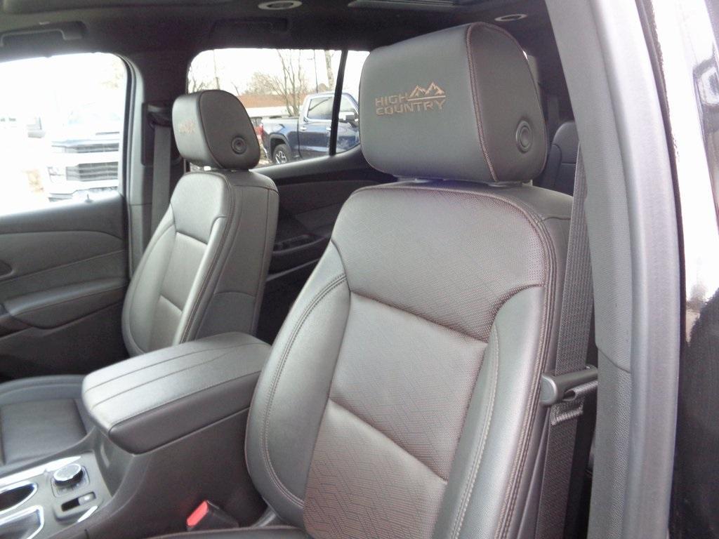 used 2023 Chevrolet Traverse car, priced at $41,970