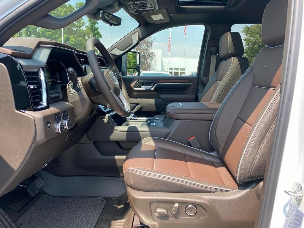 new 2025 GMC Sierra 2500 car, priced at $78,620