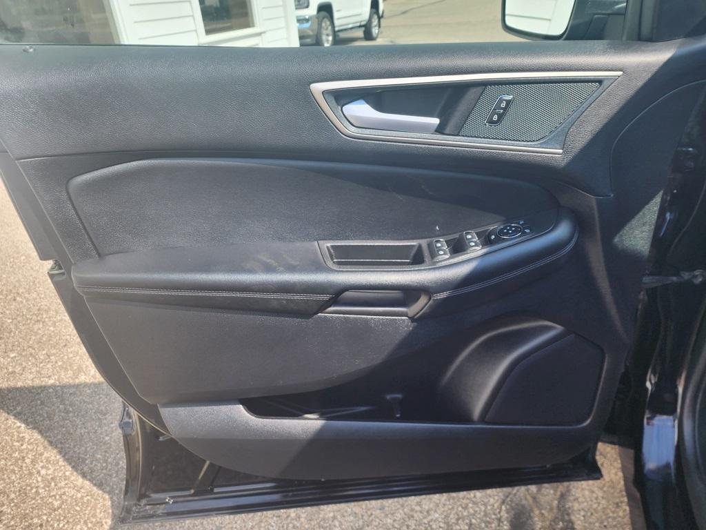 used 2024 Ford Edge car, priced at $27,495