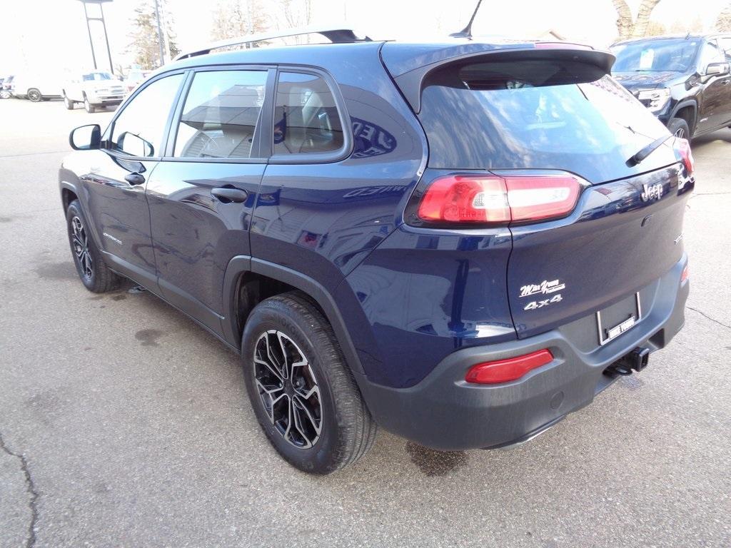 used 2016 Jeep Cherokee car, priced at $14,995