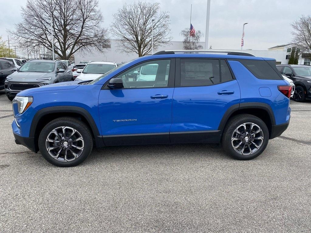 new 2025 GMC Terrain car, priced at $35,100