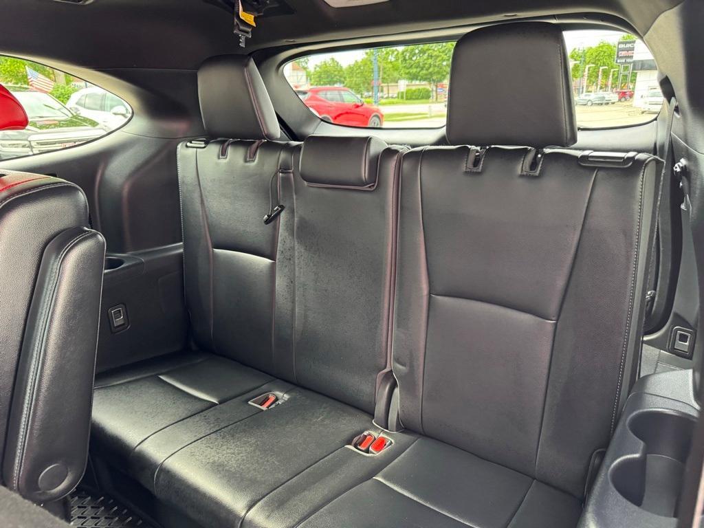 used 2021 Toyota Highlander car, priced at $33,995