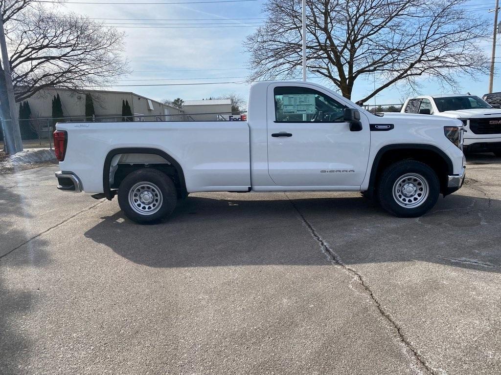 new 2025 GMC Sierra 1500 car, priced at $38,476