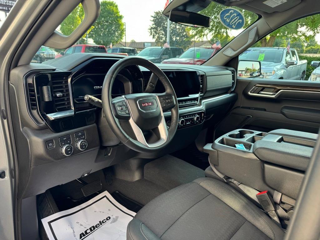 used 2023 GMC Sierra 1500 car, priced at $39,995