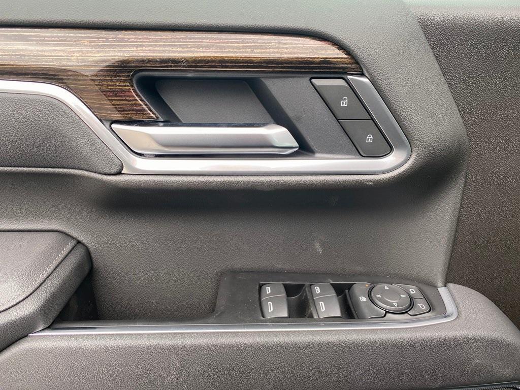 new 2025 GMC Sierra 1500 car, priced at $48,599