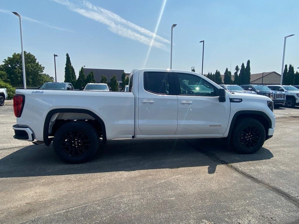 new 2025 GMC Sierra 1500 car, priced at $45,557