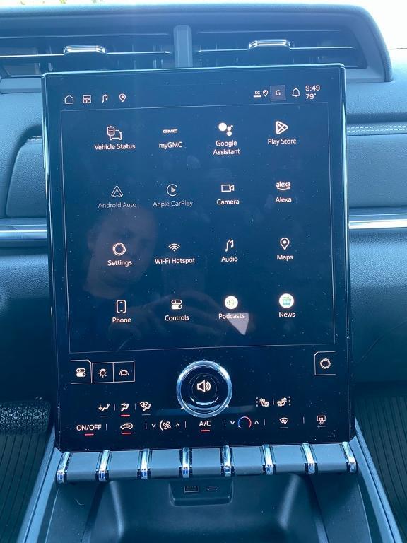 new 2025 GMC Terrain car, priced at $32,640