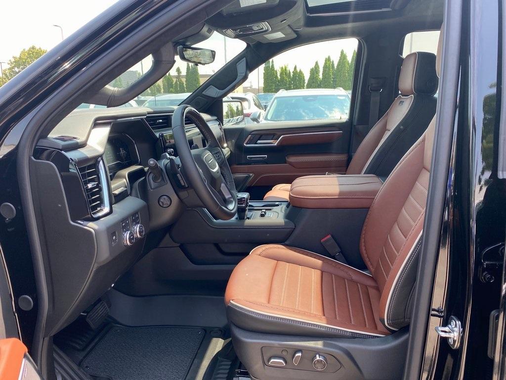 new 2025 GMC Sierra 1500 car, priced at $74,731