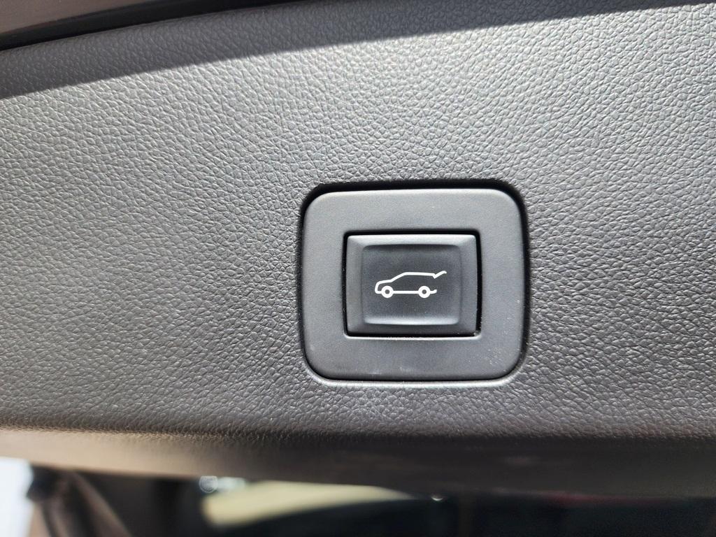 used 2020 Buick Encore GX car, priced at $14,850