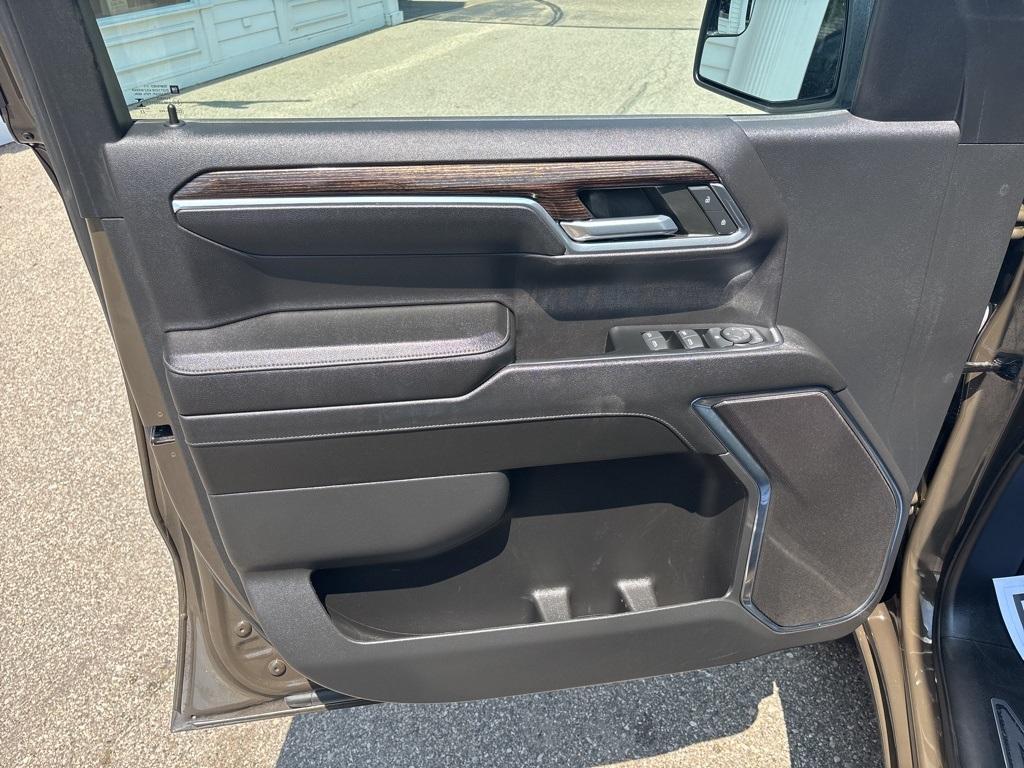 used 2023 GMC Sierra 1500 car, priced at $40,995