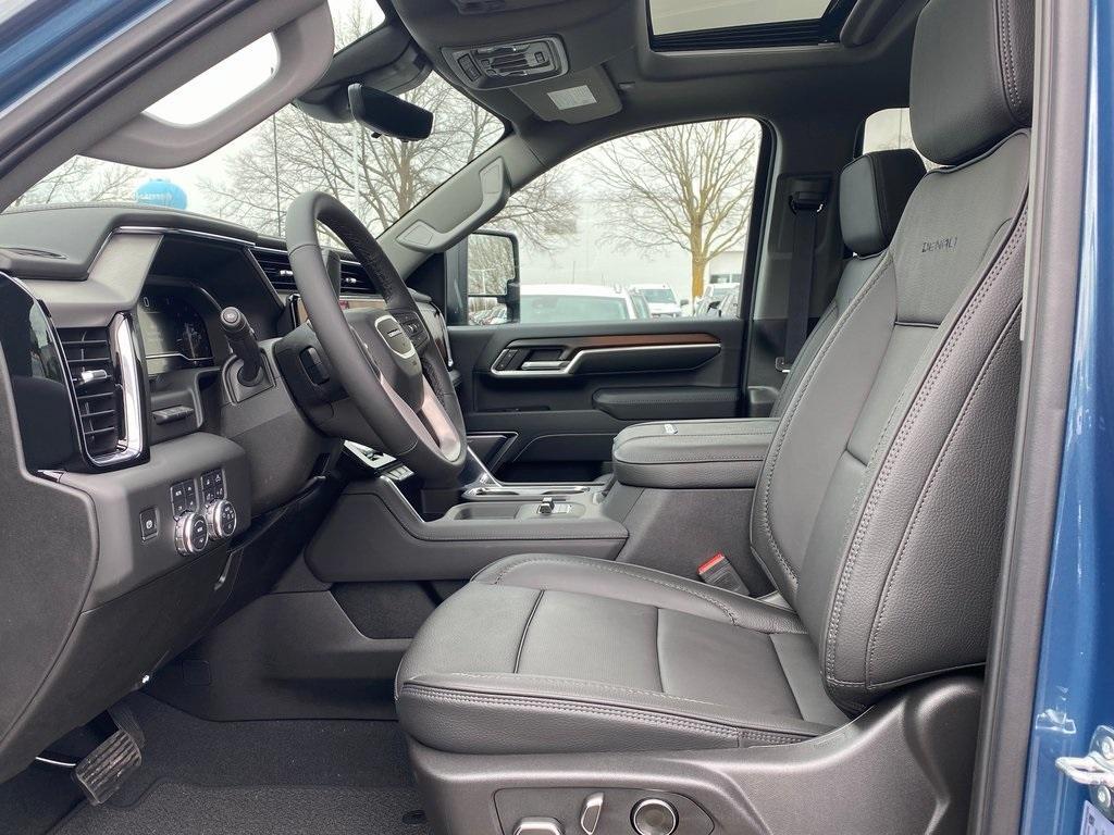 new 2025 GMC Sierra 2500 car, priced at $78,954
