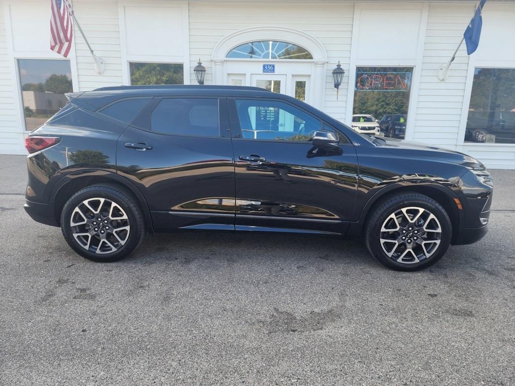 used 2024 Chevrolet Blazer car, priced at $32,288