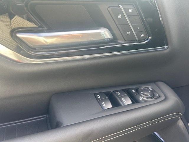 new 2025 GMC Yukon car, priced at $74,682