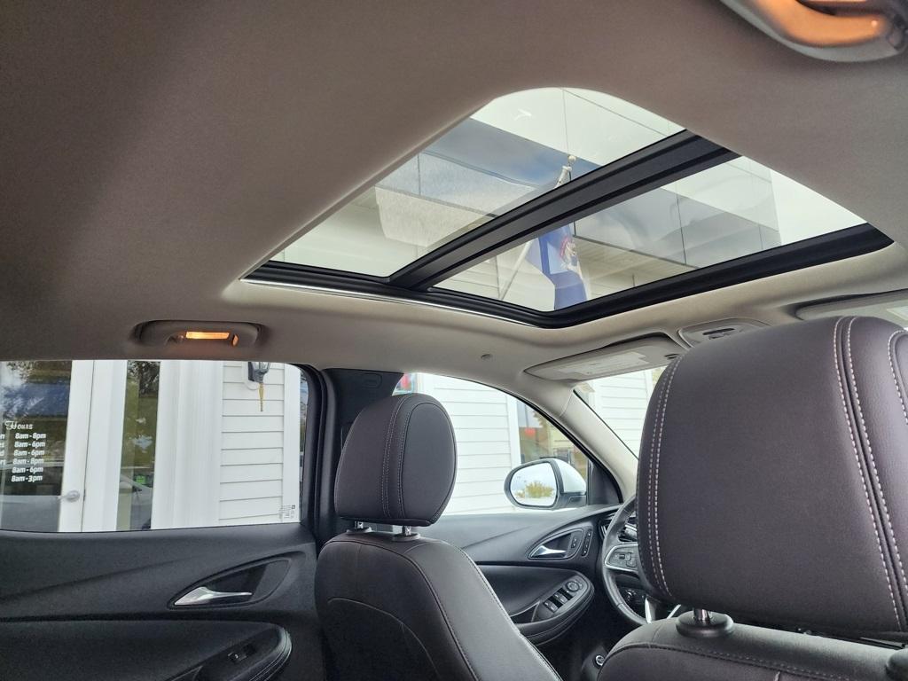 used 2022 Buick Encore GX car, priced at $22,895