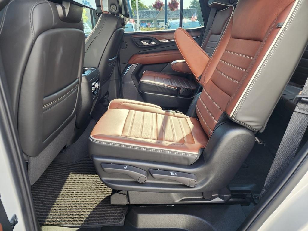 used 2024 GMC Yukon car, priced at $82,831