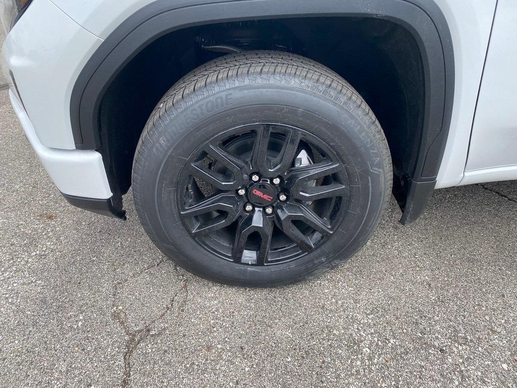new 2025 GMC Sierra 1500 car, priced at $48,295
