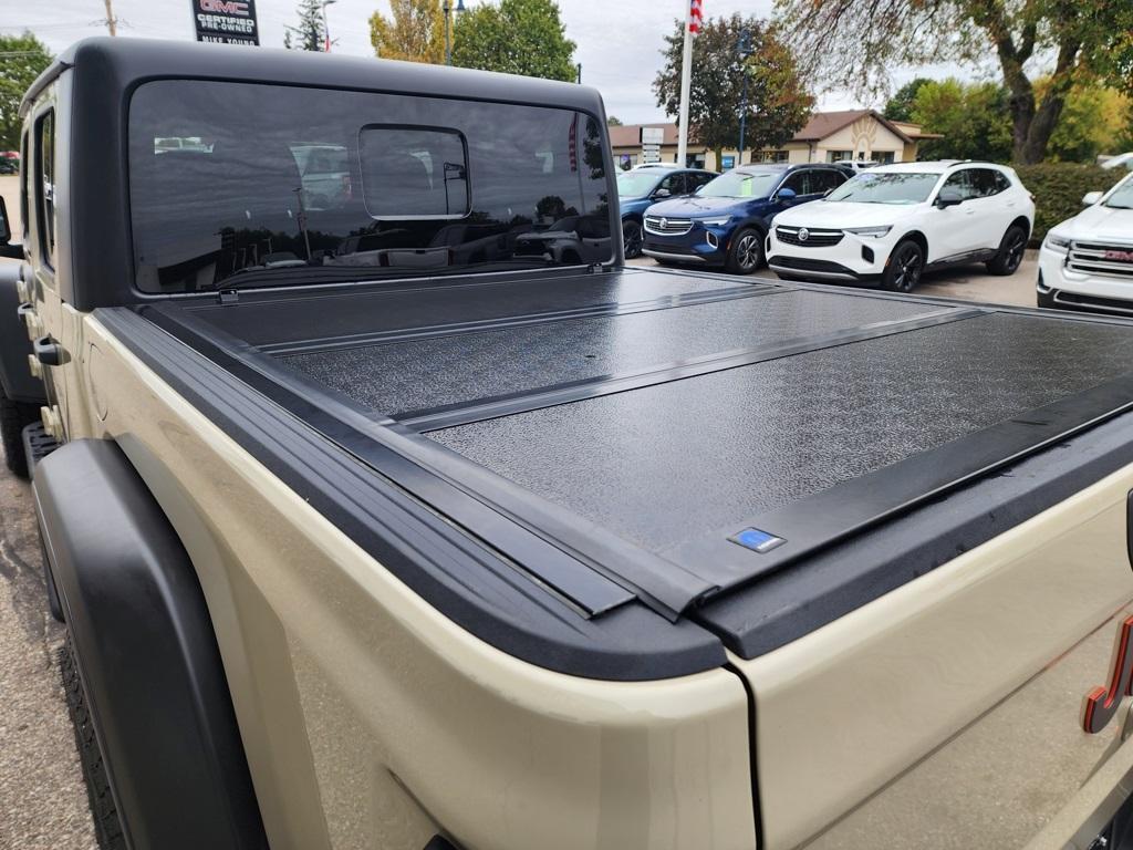 used 2022 Jeep Gladiator car, priced at $32,495