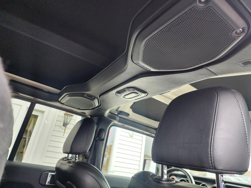 used 2022 Jeep Gladiator car, priced at $32,495