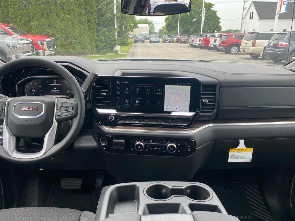 new 2025 GMC Sierra 1500 car, priced at $49,260