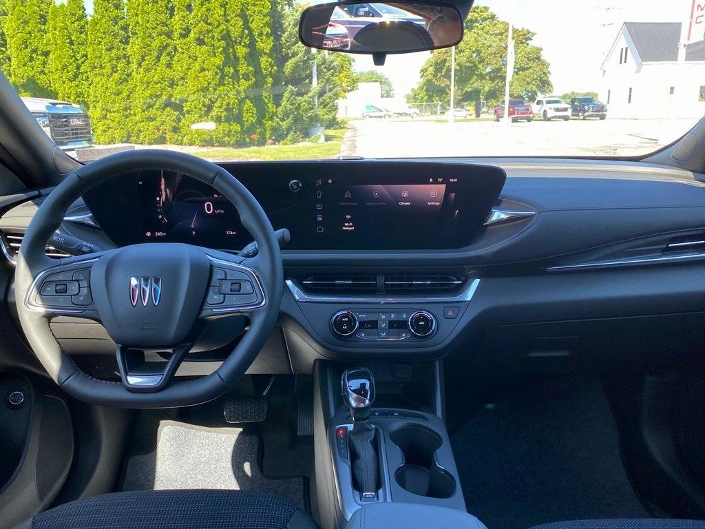 new 2025 Buick Envista car, priced at $25,169
