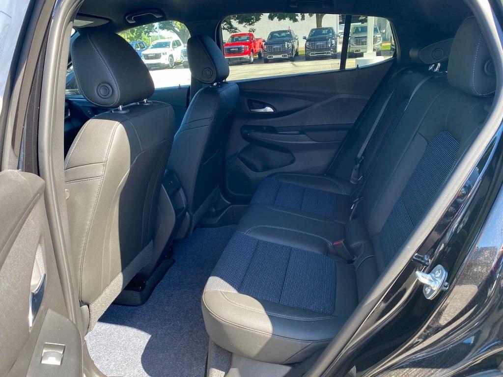 new 2025 Buick Envista car, priced at $25,169