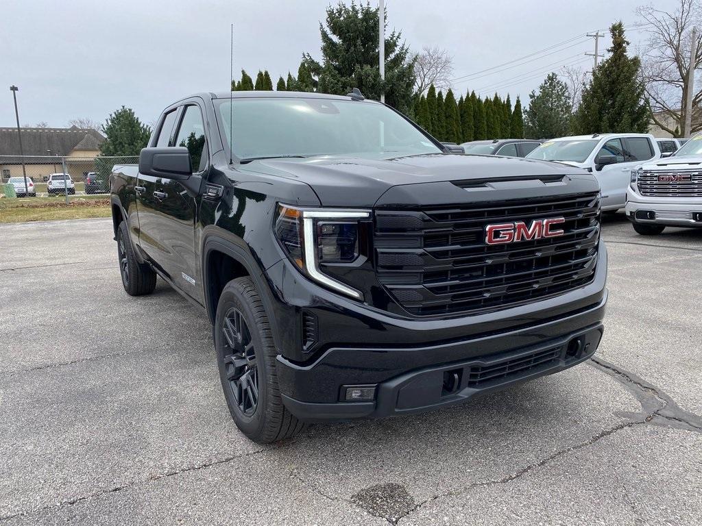 new 2025 GMC Sierra 1500 car, priced at $51,071