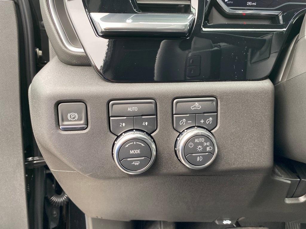 new 2025 GMC Sierra 1500 car, priced at $51,071