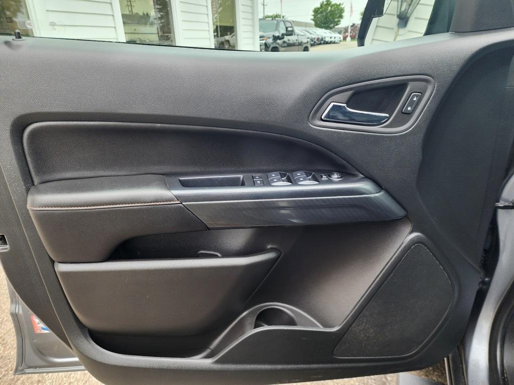 used 2022 GMC Canyon car, priced at $33,495