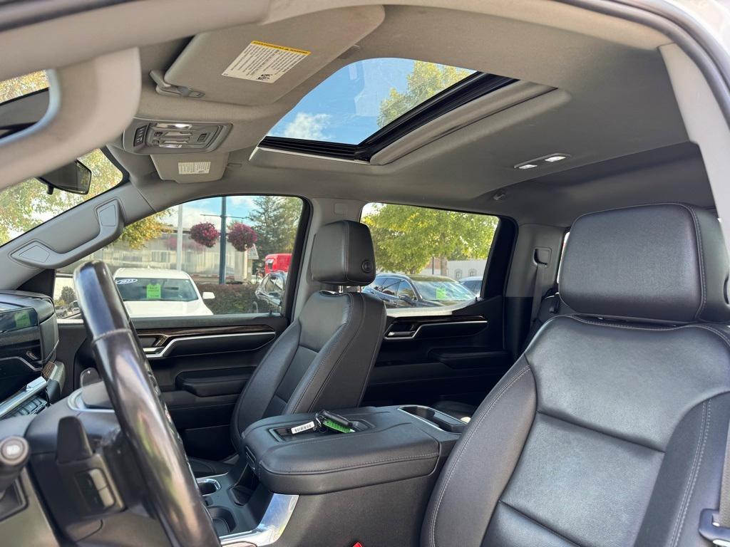 used 2022 GMC Sierra 1500 car, priced at $49,995