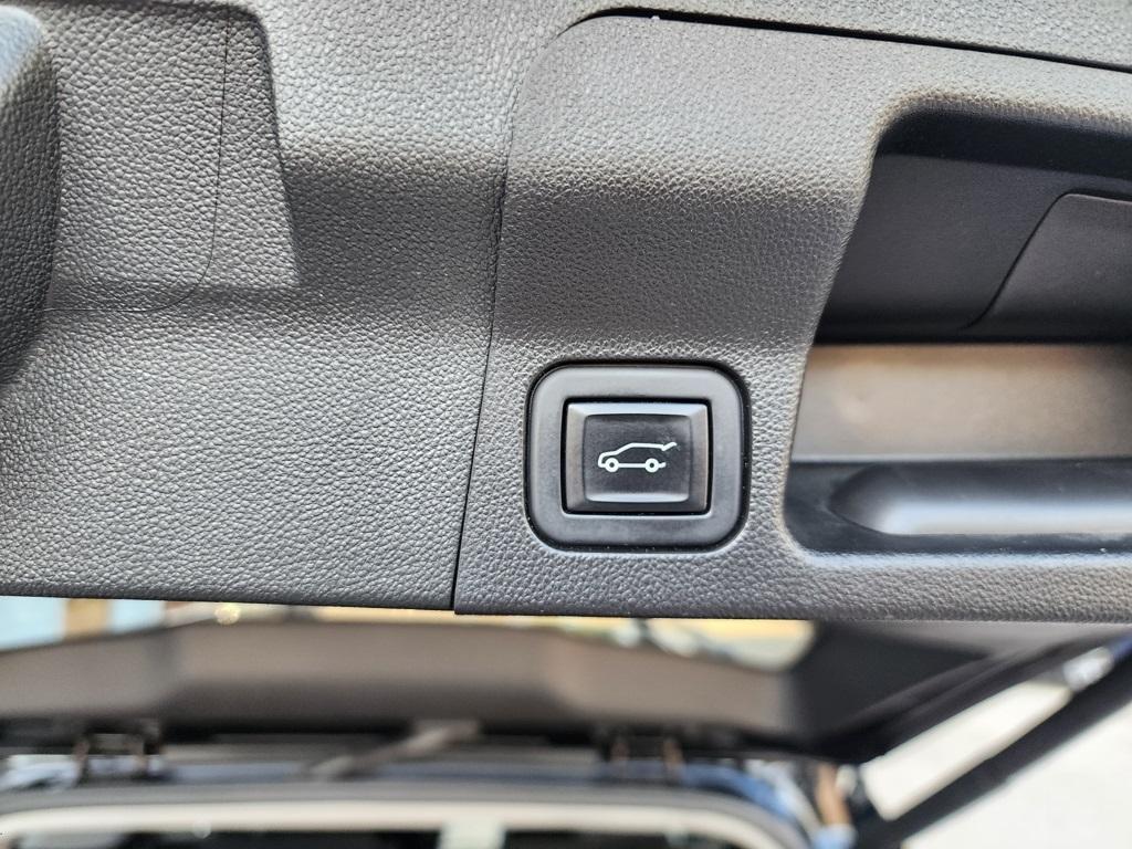 new 2023 GMC Acadia car, priced at $42,615