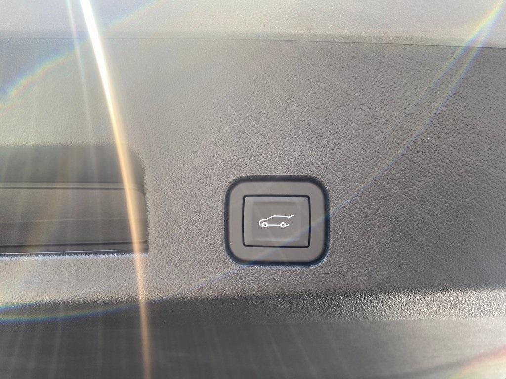 new 2025 GMC Acadia car, priced at $48,243